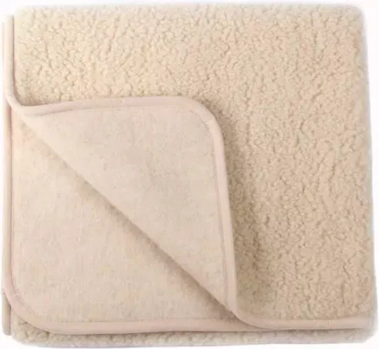 Wollies wiegdeken Wollies Wiegdeken – een hoogwaardige wiegdeken gemaakt van 100% natuurlijke wol, ontworpen om je baby warm en comfortabel te houden tijdens het slapen, ideaal voor gebruik in de wieg of kinderwagen dankzij de ademende en temperatuurregulerende eigenschappen.